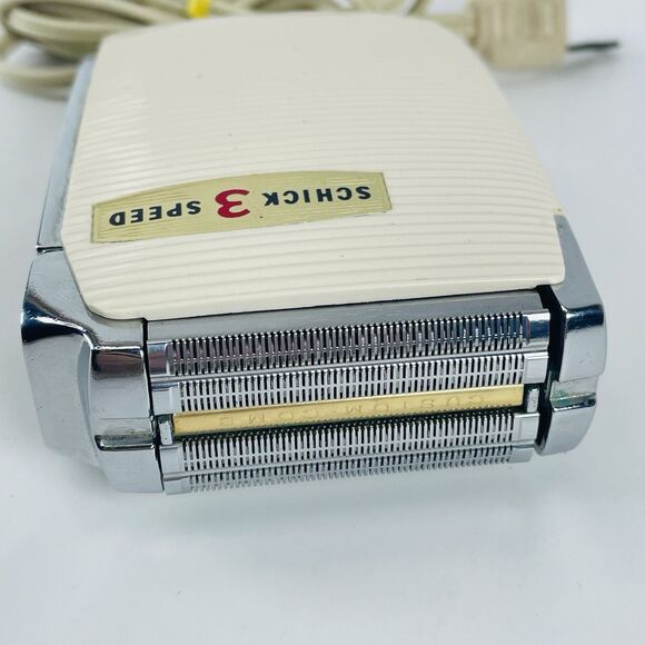 Vintage Schick Razor and Case w Cord 3 speed Electric Shaver READ! - Picture 3 of 7